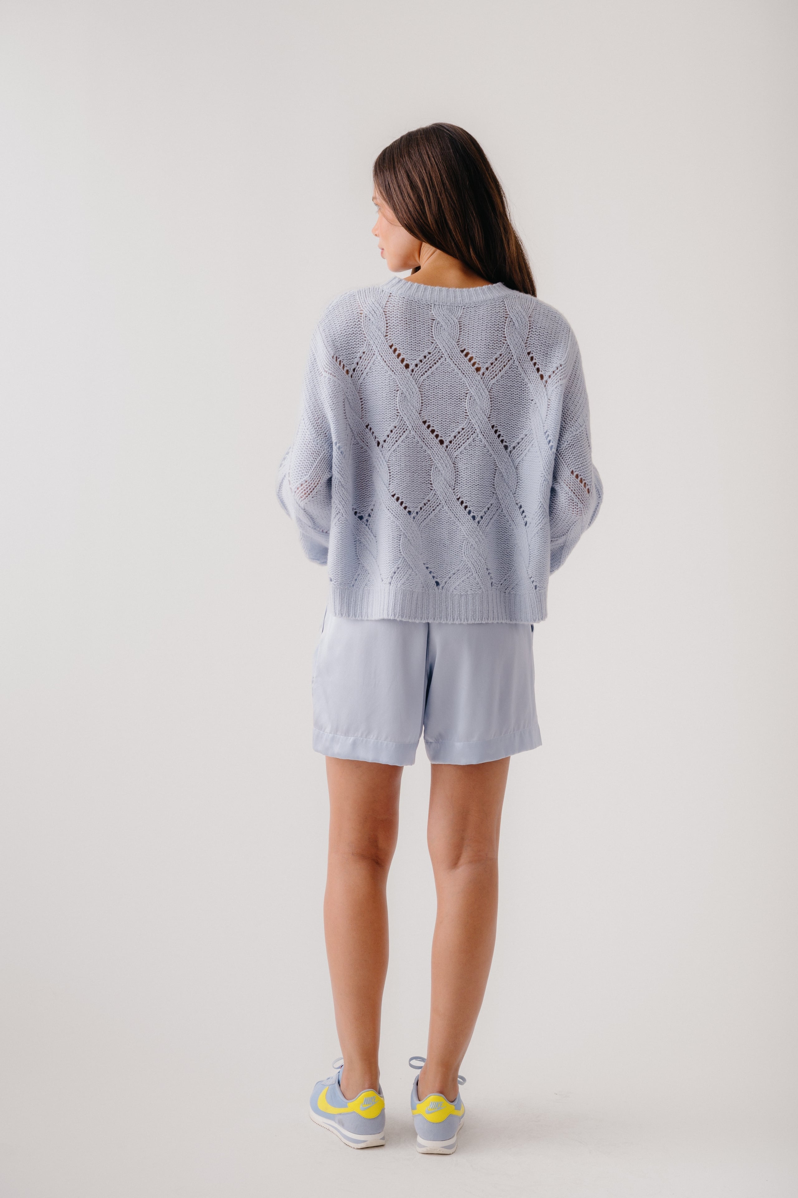 GIA SLOUCHY CASHMERE CREWNECK SWEATER | WHISPER