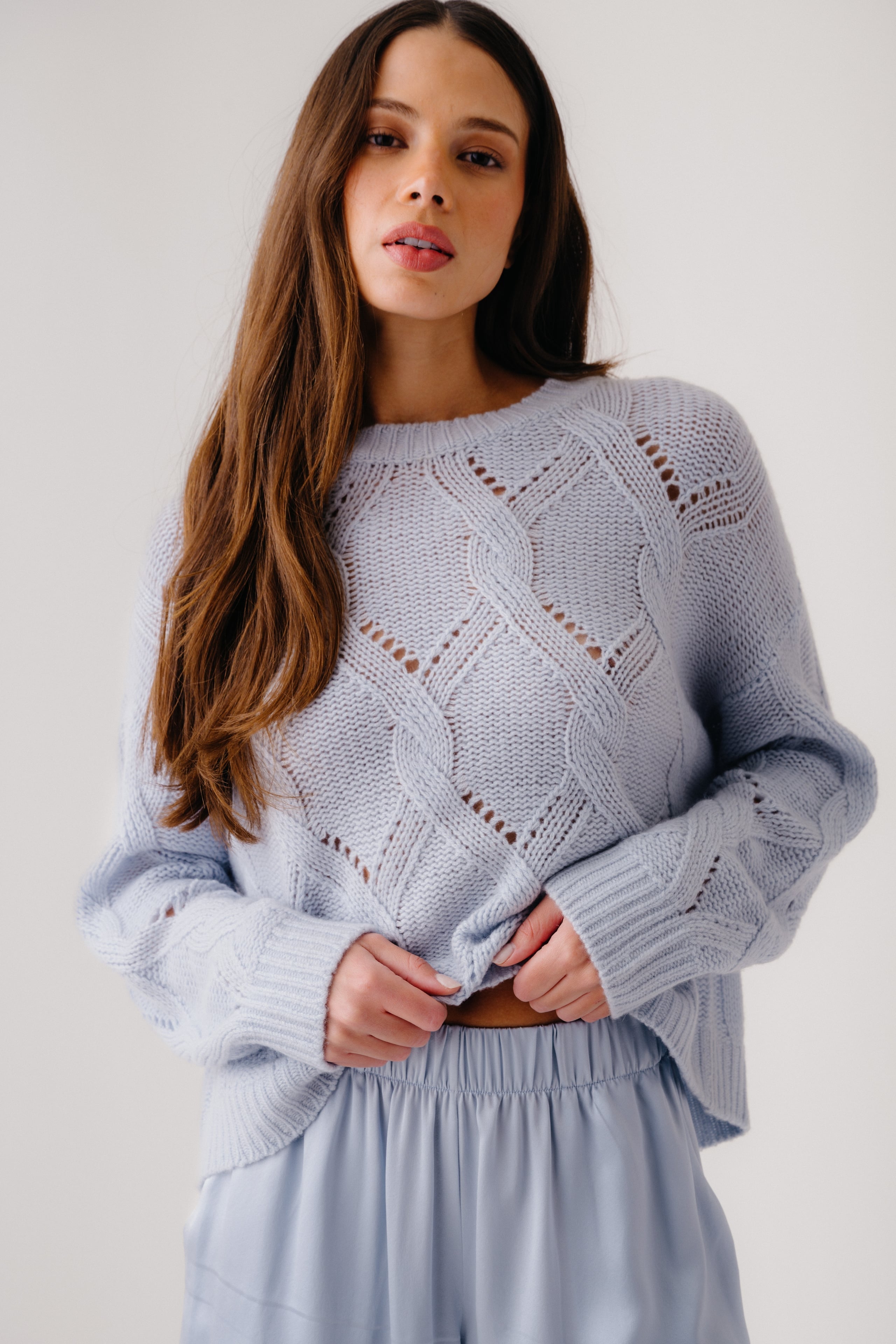 GIA SLOUCHY CASHMERE CREWNECK SWEATER | WHISPER